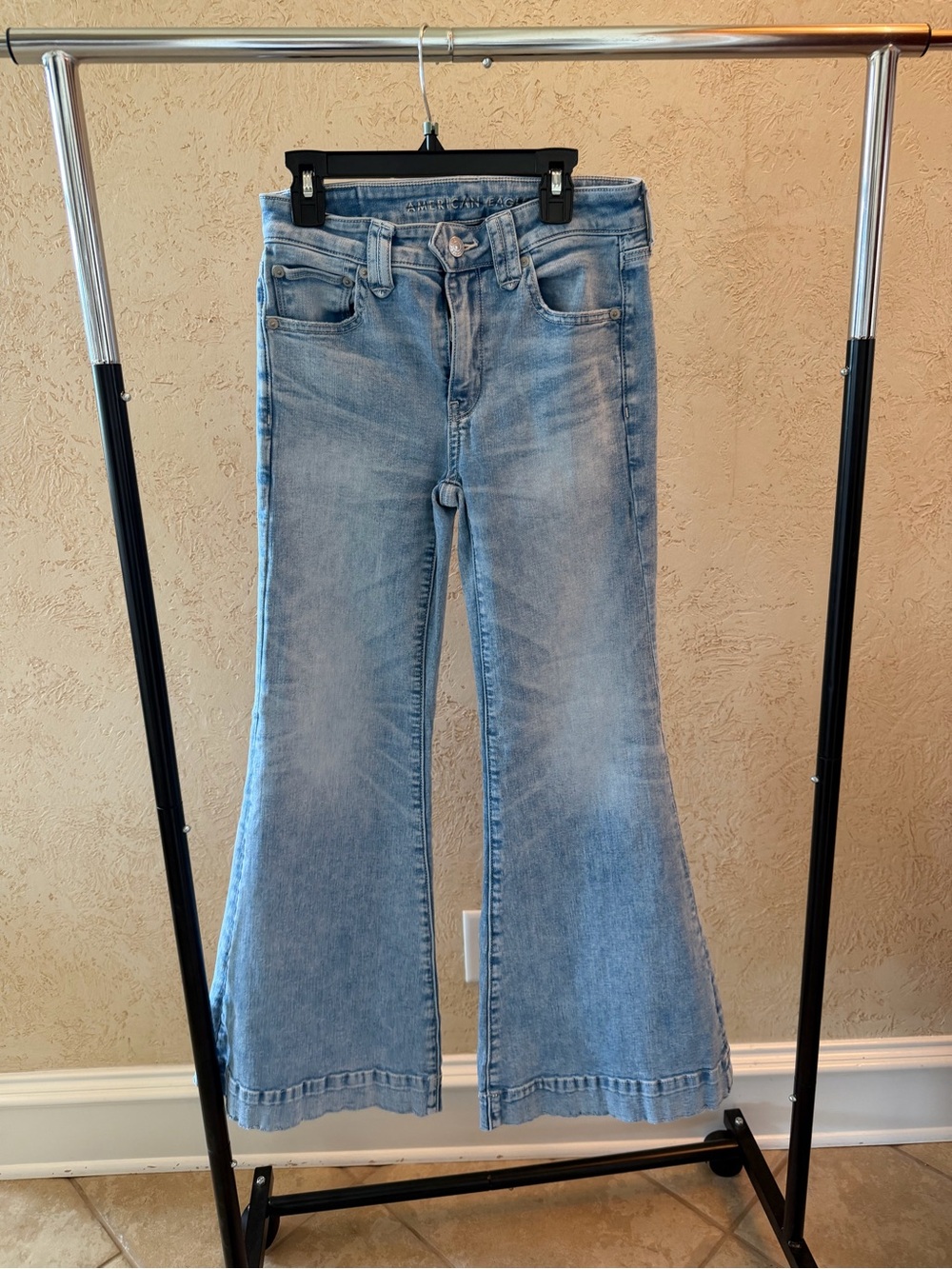 American Eagle Outfitters Light Wash Flared Wide Leg Jeans